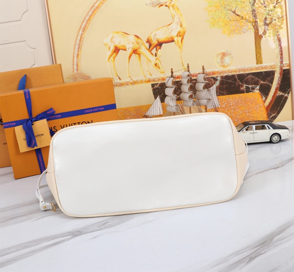 ルイヴィトンバッグ内部構造